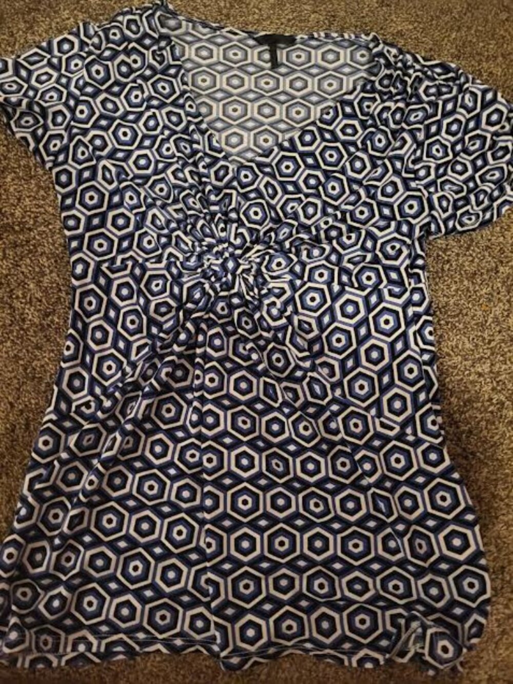 Womens Daisy Fuentes Blue and White Geometric Hexagon-Print Shirt Size S